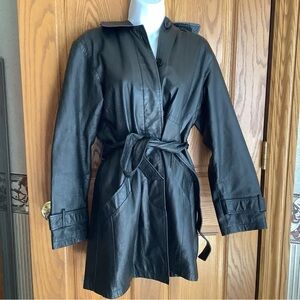 Genuine Leather Bagatelle Coat.  Sz 8 Black